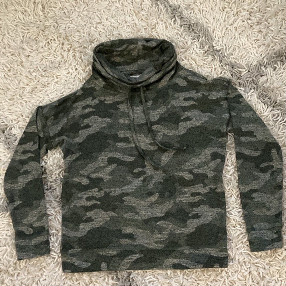 Maurices Camo Cowl Neck Pullover Sweatshirt Size S - Picture 8 of 9